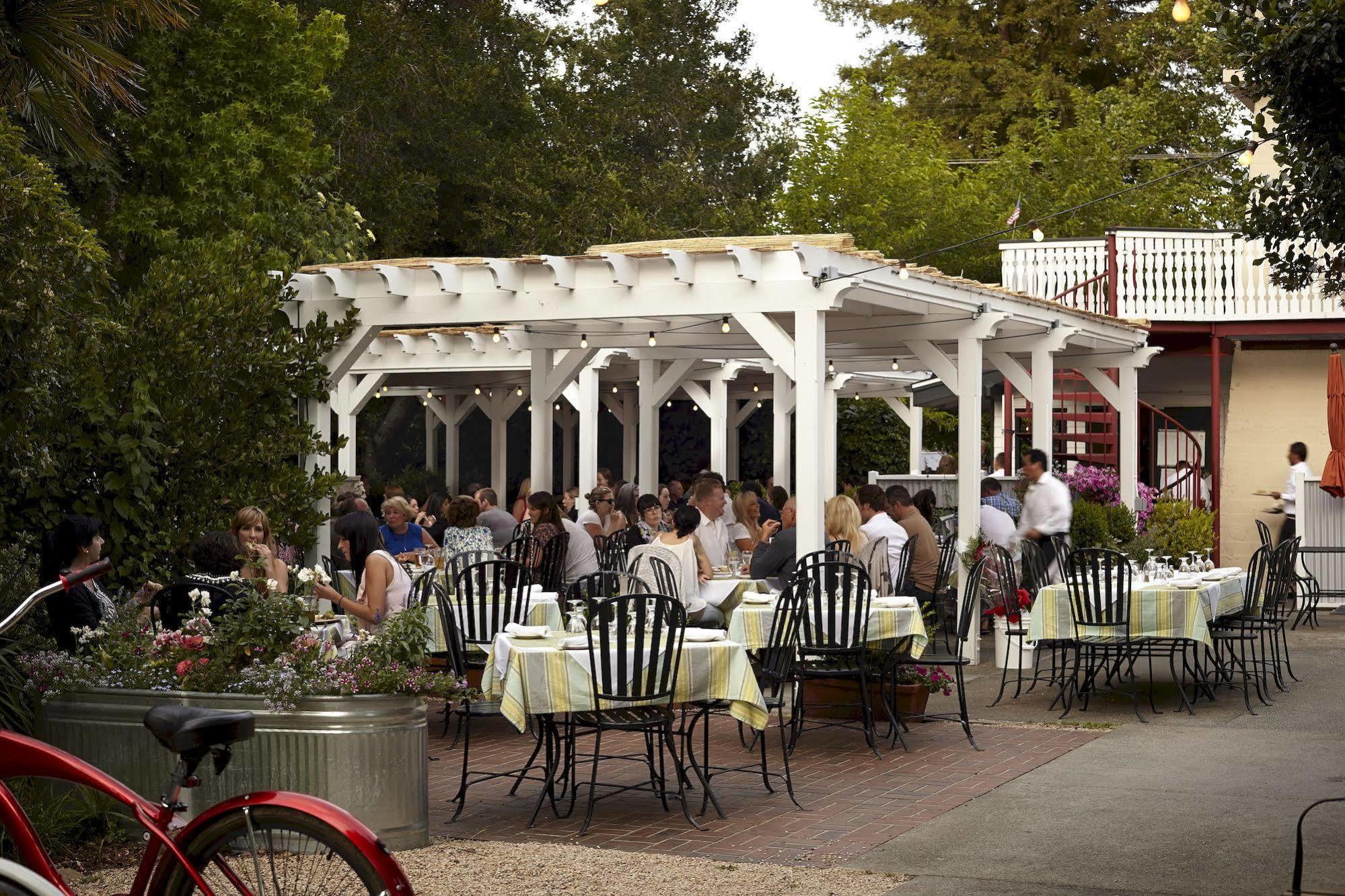 Calistoga Inn Restaurant And Brewery Exterior foto